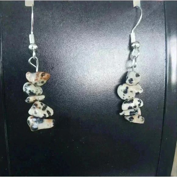 Handmade stone dangle earrings - Picture 1 of 4